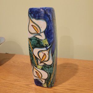 E. Ortiz, Mexico, signed Handmade cala lily design hand painted Vase pottery